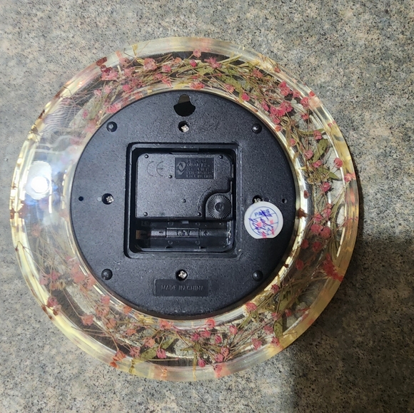 Clock - Picture 2 of 4